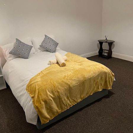 Superb Lime Guest House Shildon Bagian luar foto