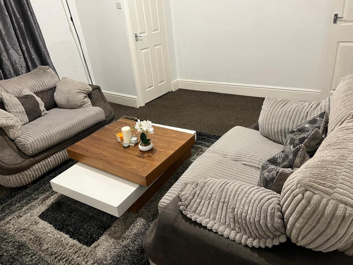 Superb Lime Guest House Shildon Bagian luar foto